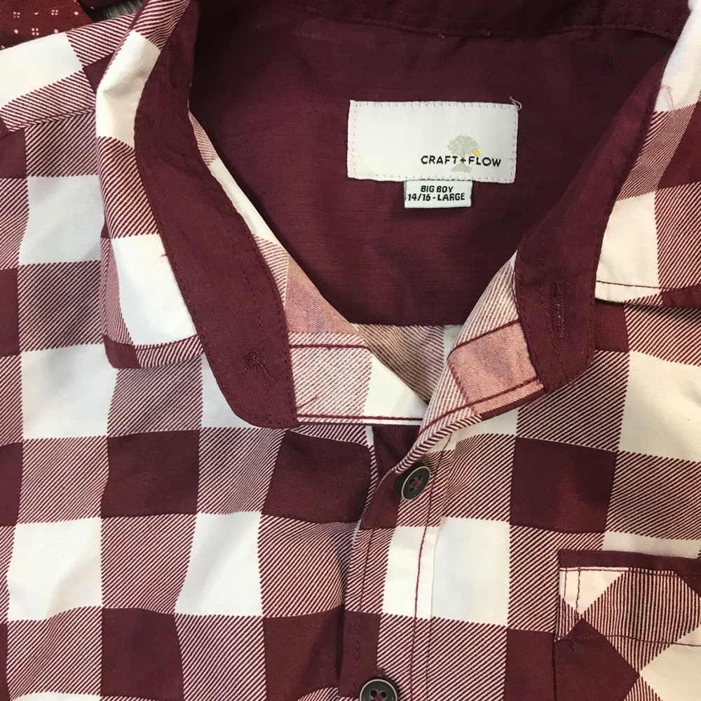 Button downs - Picture 6 of 7